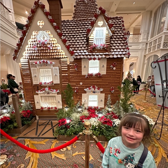 Meet Posher, Felicia! Always Ask if you’re looking for something! - Picture 13 of 17